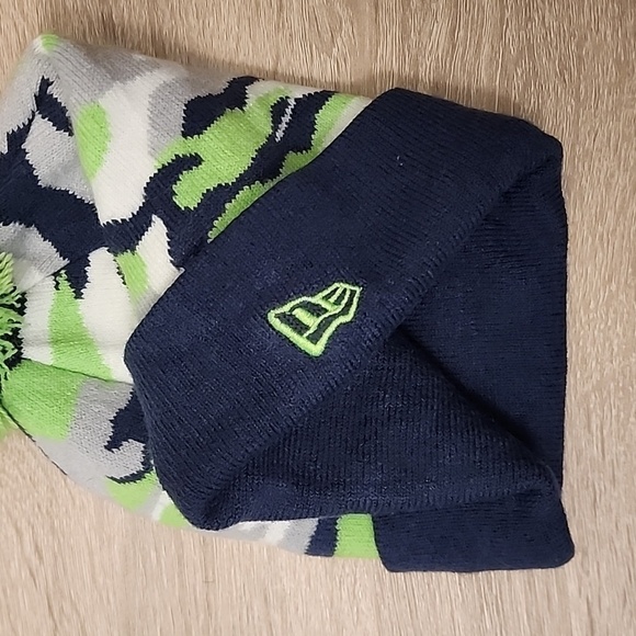 Seahawks Camo Beanie - Picture 2 of 5